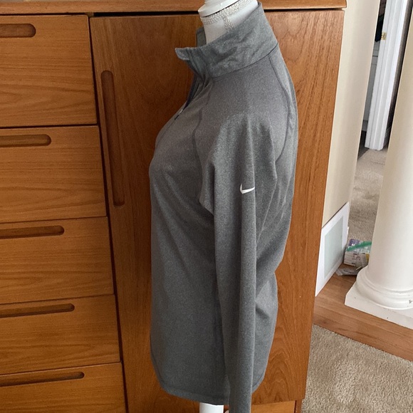 Nike Pro gray half zip pullover jacket lightly lined size Large - Picture 3 of 8